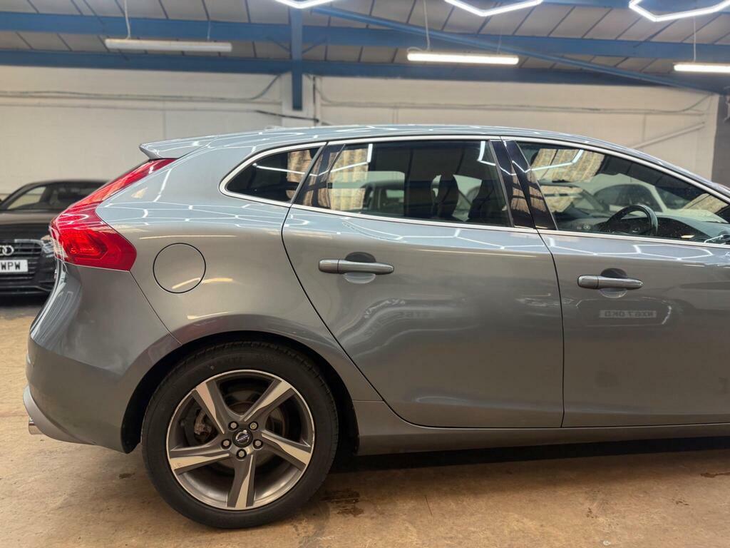 Volvo V40 2L R-design Grey #56