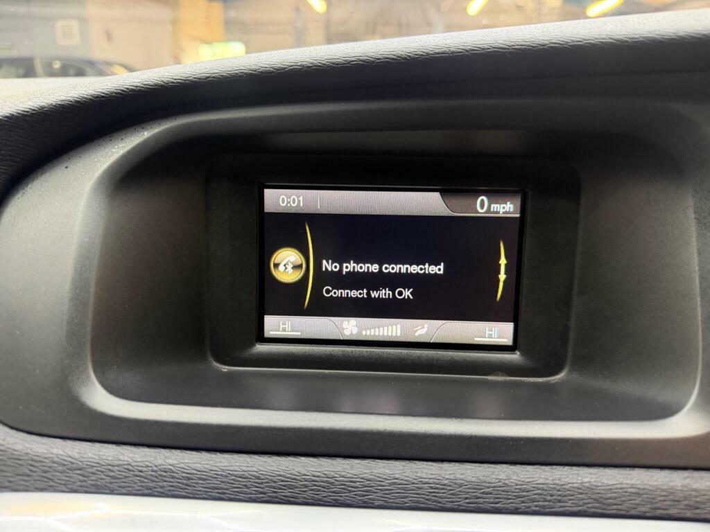 Volvo V40 2L R-design Grey #34