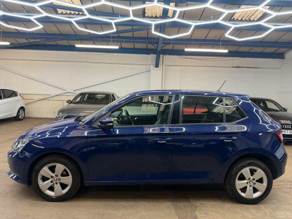 Skoda Fabia 1.0 Tsi Se Hatchback Blue #8