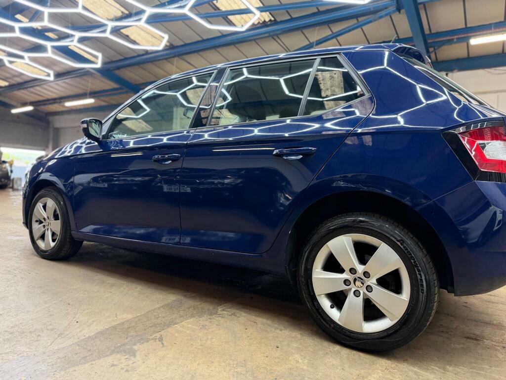 Skoda Fabia 1.0 Tsi Se Hatchback Blue #50