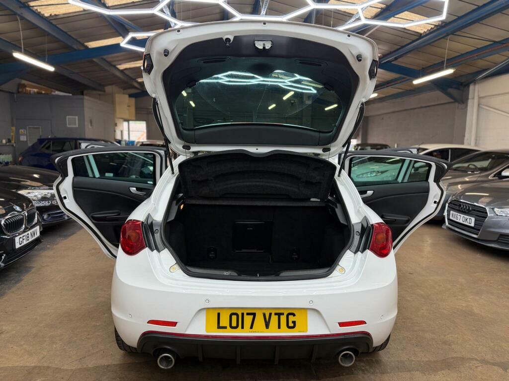 Alfa Romeo Giulietta Hatchback Blue #59