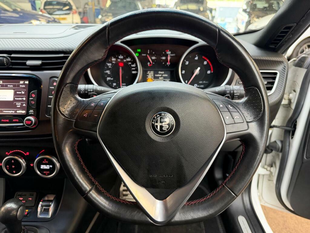 Alfa Romeo Giulietta Hatchback Blue #25