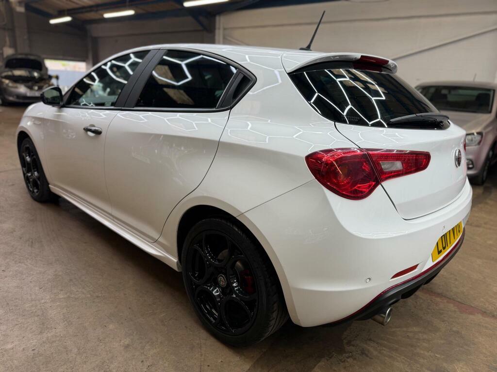 Alfa Romeo Giulietta Hatchback Blue #9