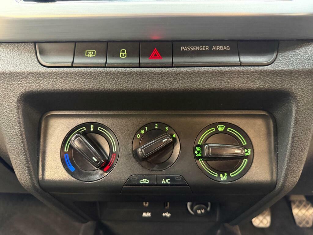 Skoda Fabia Fabia Se Tsi Silver #38