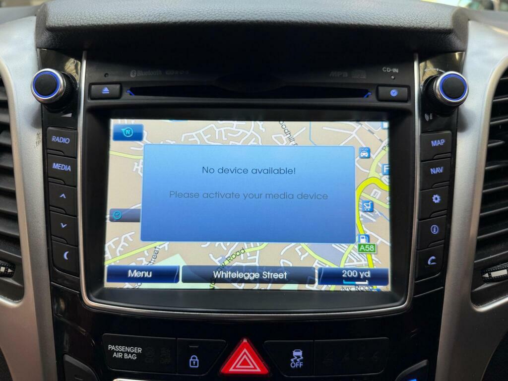 Hyundai I30 1.6 Se Nav Euro 6 Silver #36