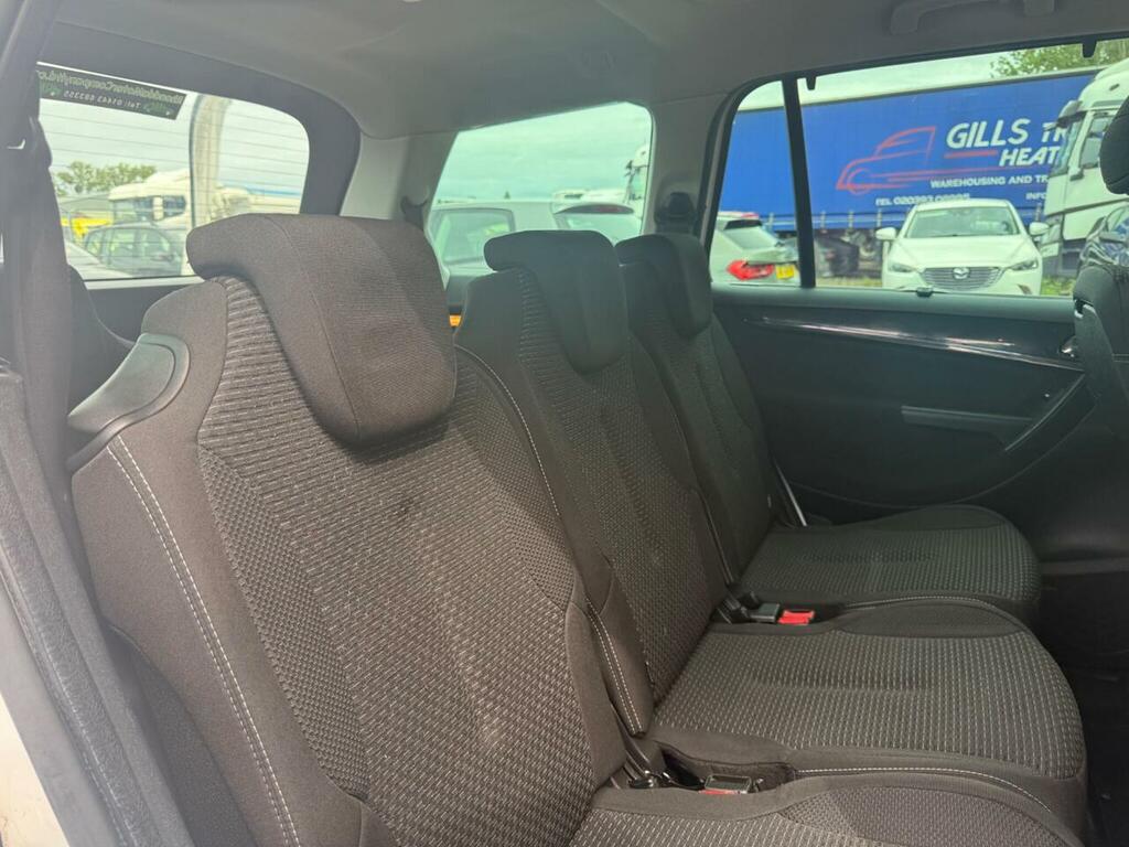 Citroen Grand C4 Picasso Mpv Black #28