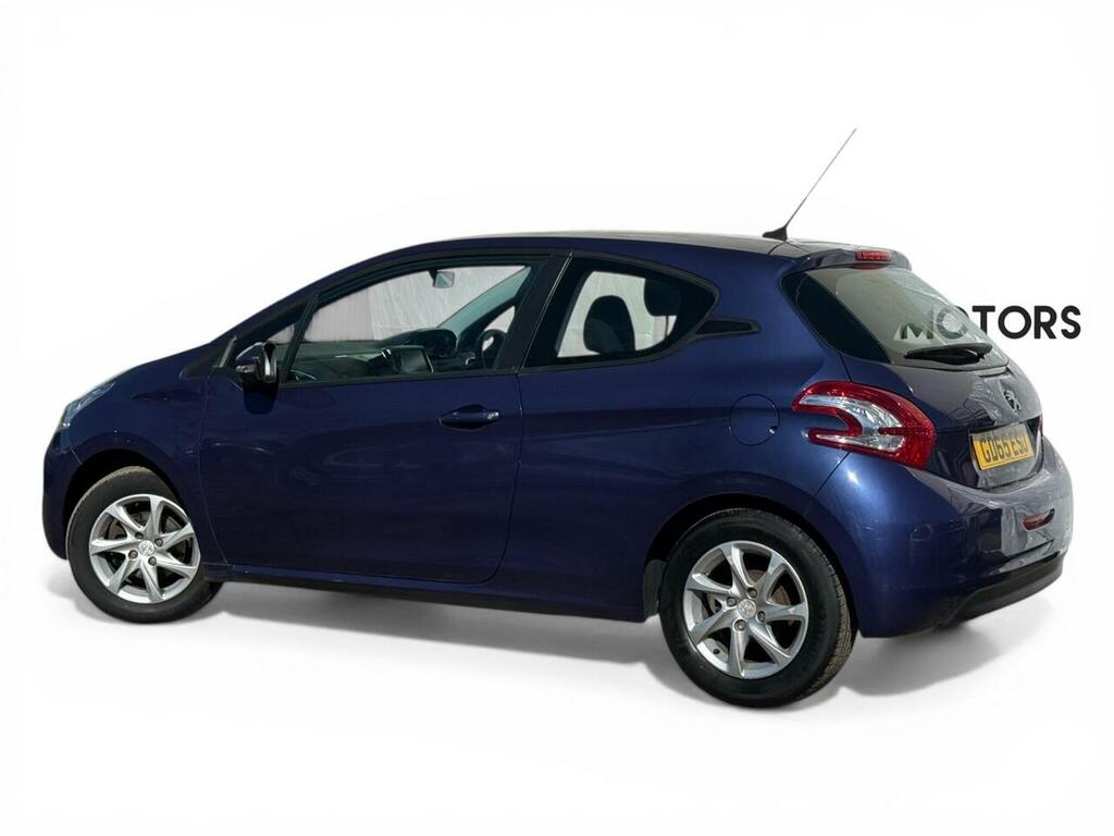 Peugeot 208 Hatchback White #10