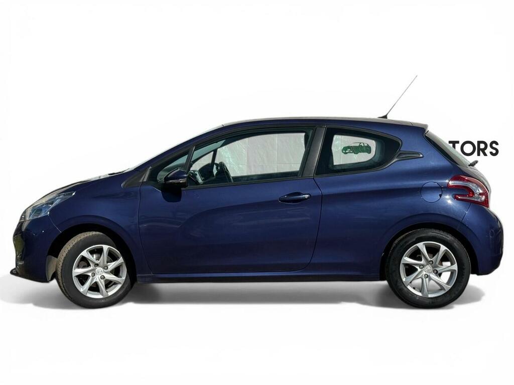 Peugeot 208 Hatchback White #11