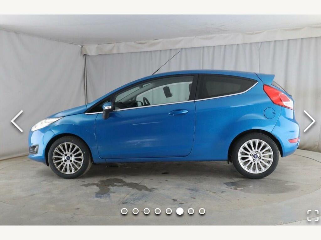 Ford Fiesta Hatchback Titanium 2014 Red #6