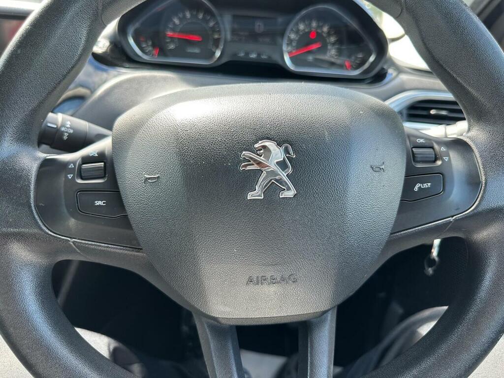 Peugeot 208 Active Blue #25