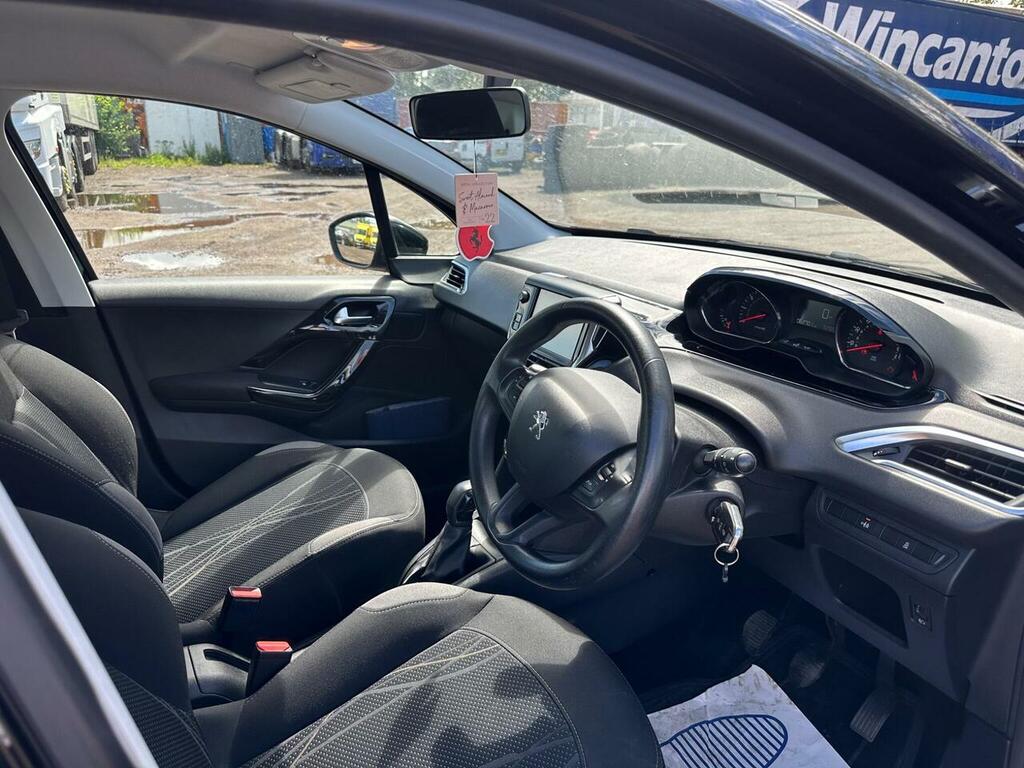 Peugeot 208 Active Blue #31