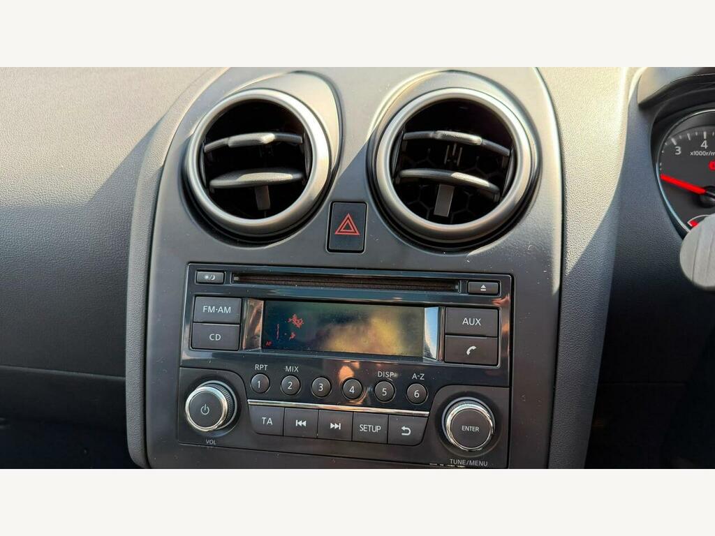 Nissan Qashqai+2 Hatchback Silver #52