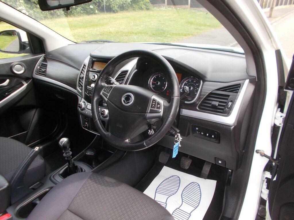 SsangYong Korando 2.0 Elx 4X4 Grey #24
