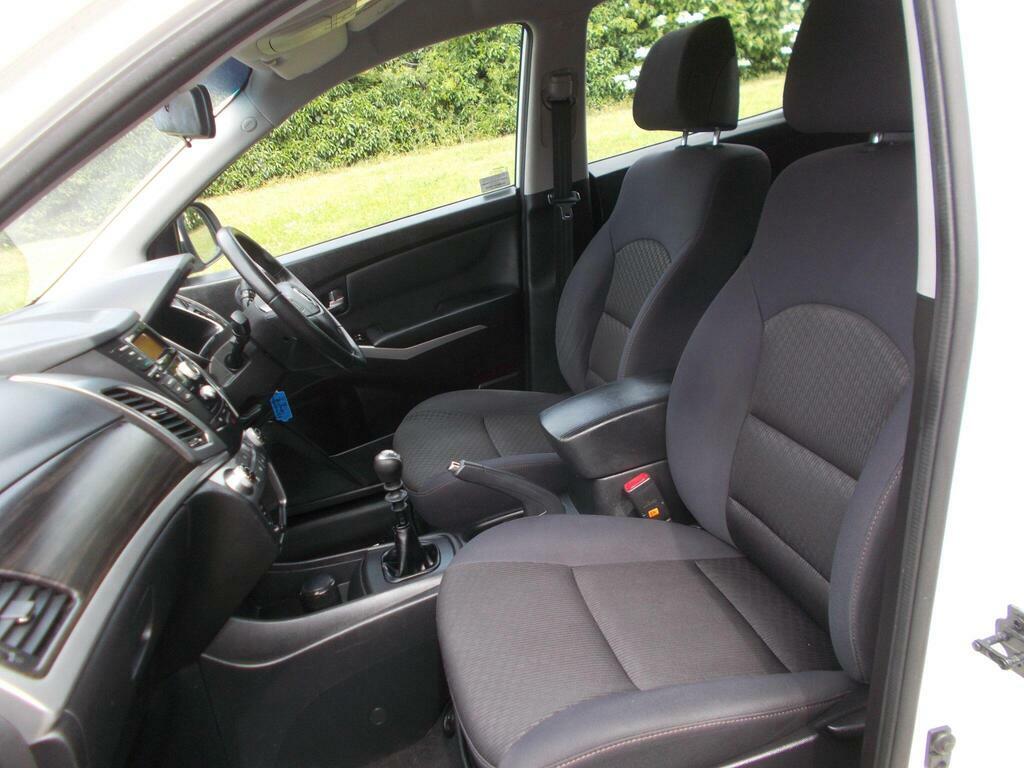 SsangYong Korando 2.0D Se4 4Wd Euro 5 White #3