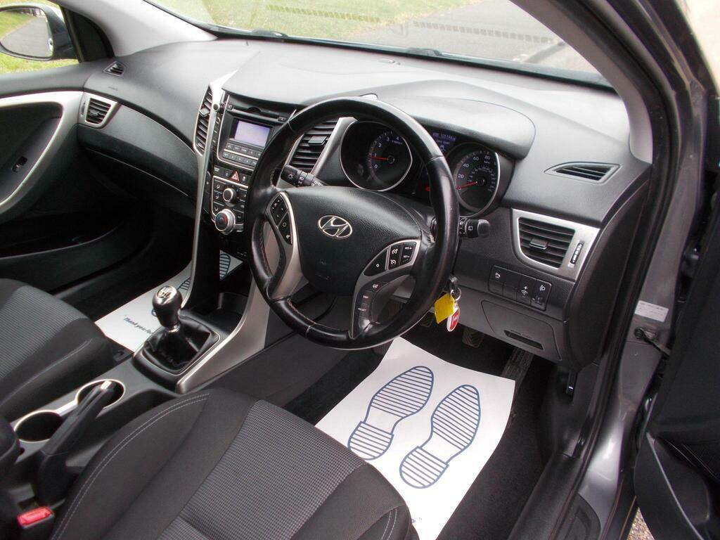 Hyundai I30 1.4 Active Euro 5 EA63XMG Grey #3