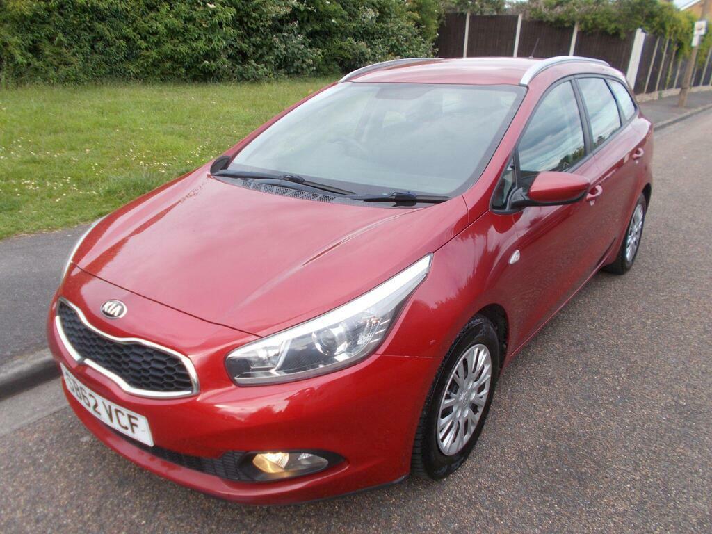 Kia Ceed 1.4 Crdi Ecodynamics 1 Sportswagon Euro 5 S S Red