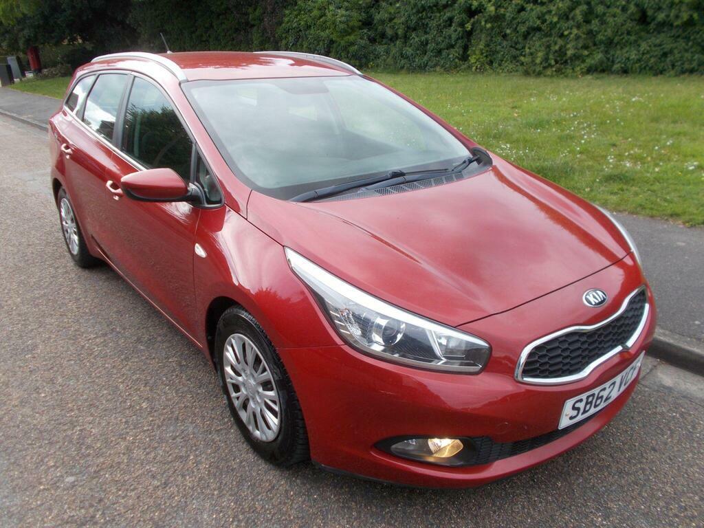 Kia Ceed 1.4 Crdi Ecodynamics 1 Sportswagon Euro 5 S S Red #2