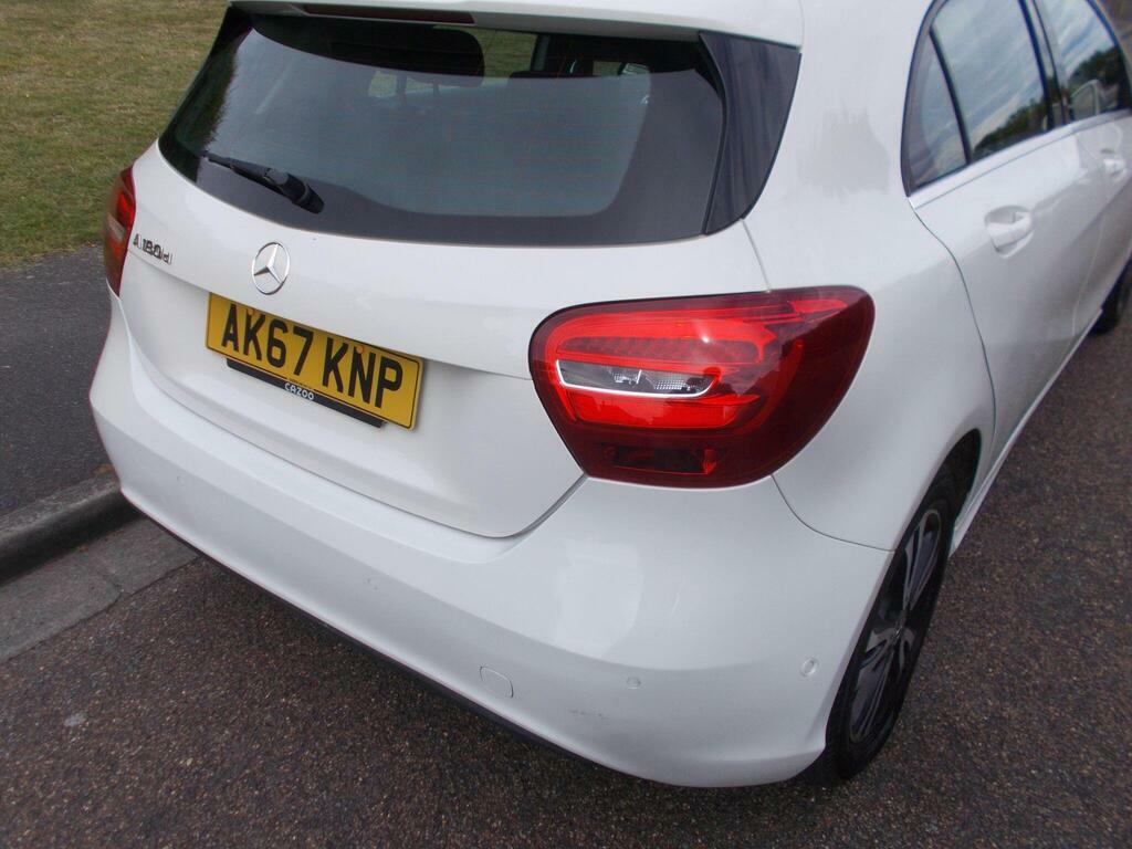 Mercedes-Benz A Class A180d Se White #16