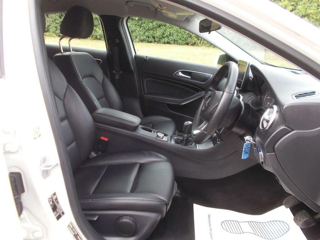 Mercedes-Benz A Class 1.5 A180d Se Executive Euro 6 S S White #5