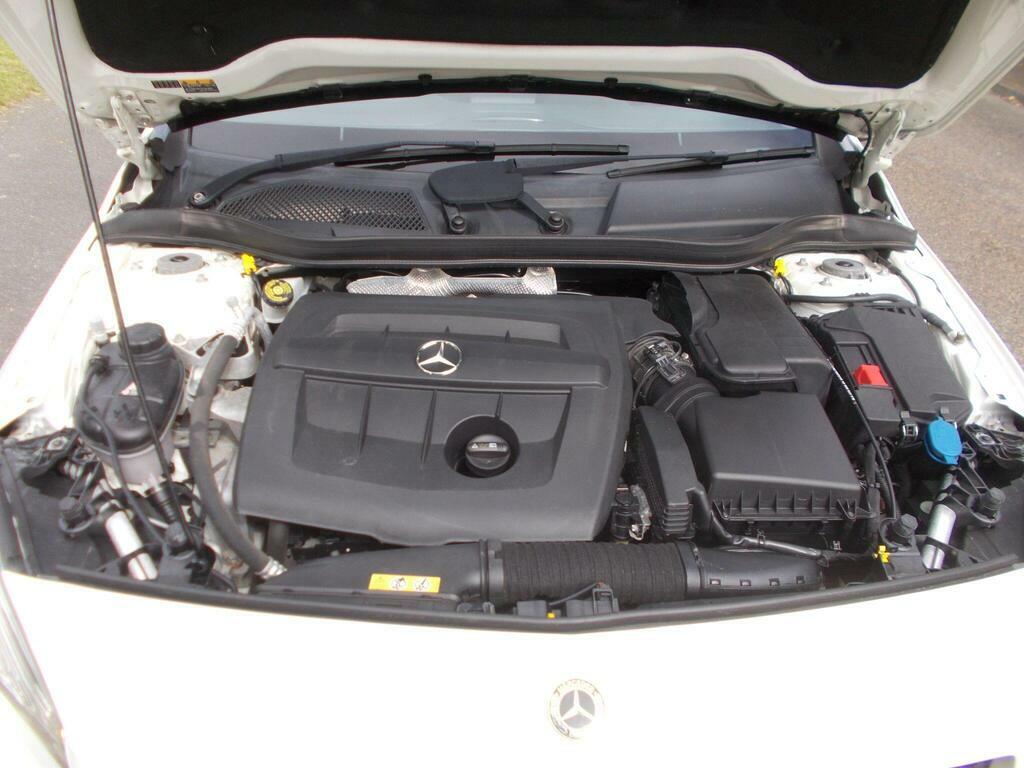 Mercedes-Benz A Class A180d Se White #36