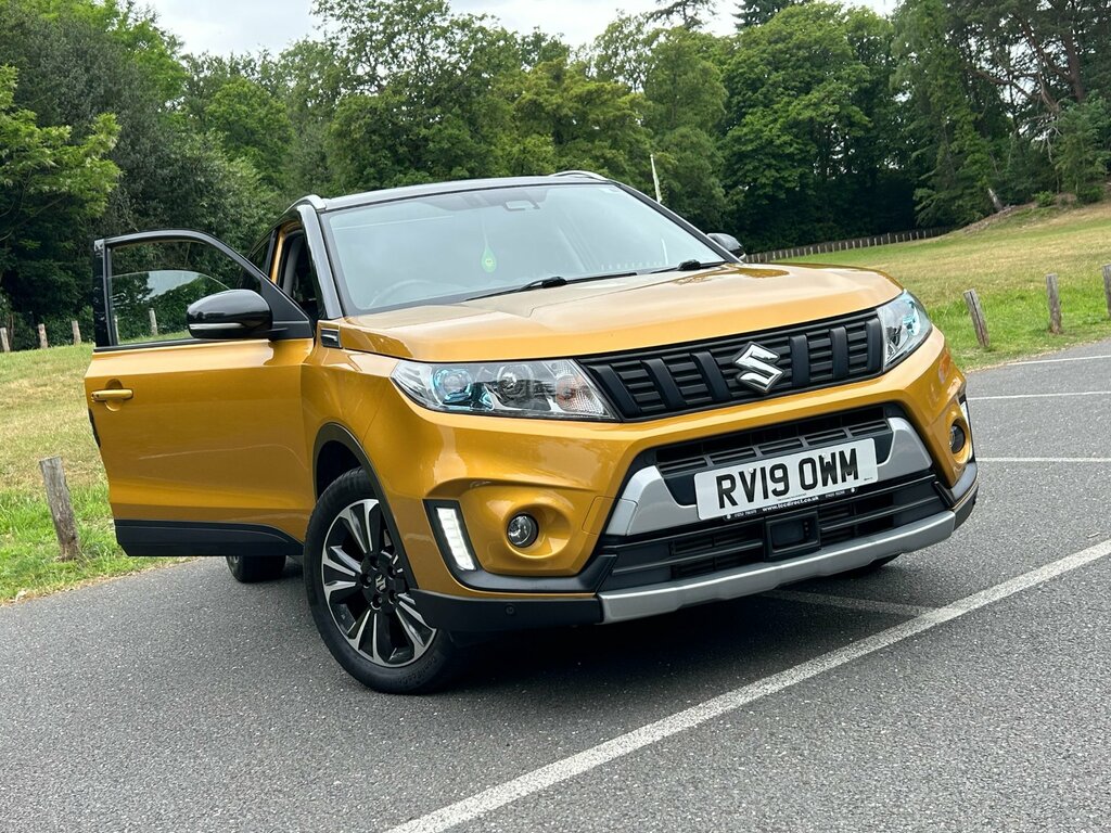 Suzuki Vitara Sz-t White #24