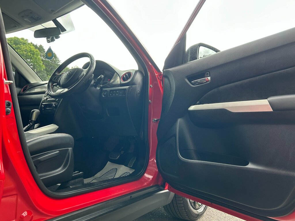 Suzuki Vitara 1.6 Sz-t White #25