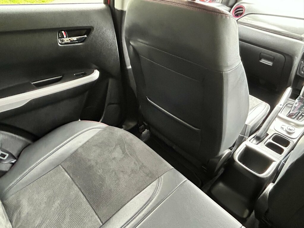 Suzuki Vitara 1.6 Sz-t White #60