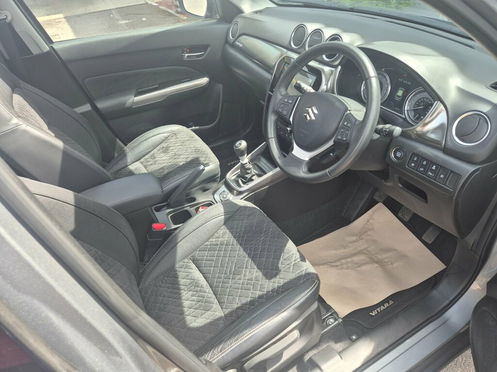 Suzuki Vitara 1.5 Sz5 Suv Grey #8