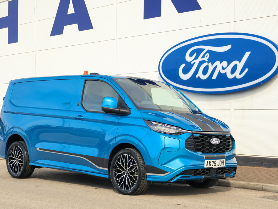 Ford Transit Custom 2.5 Phev 232Ps H1 Van Sport Blue