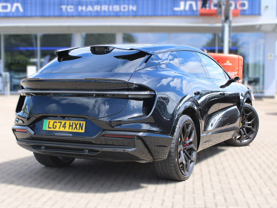 Lotus Eletre 675Kw R 112Kwh 4 Seat Black #6