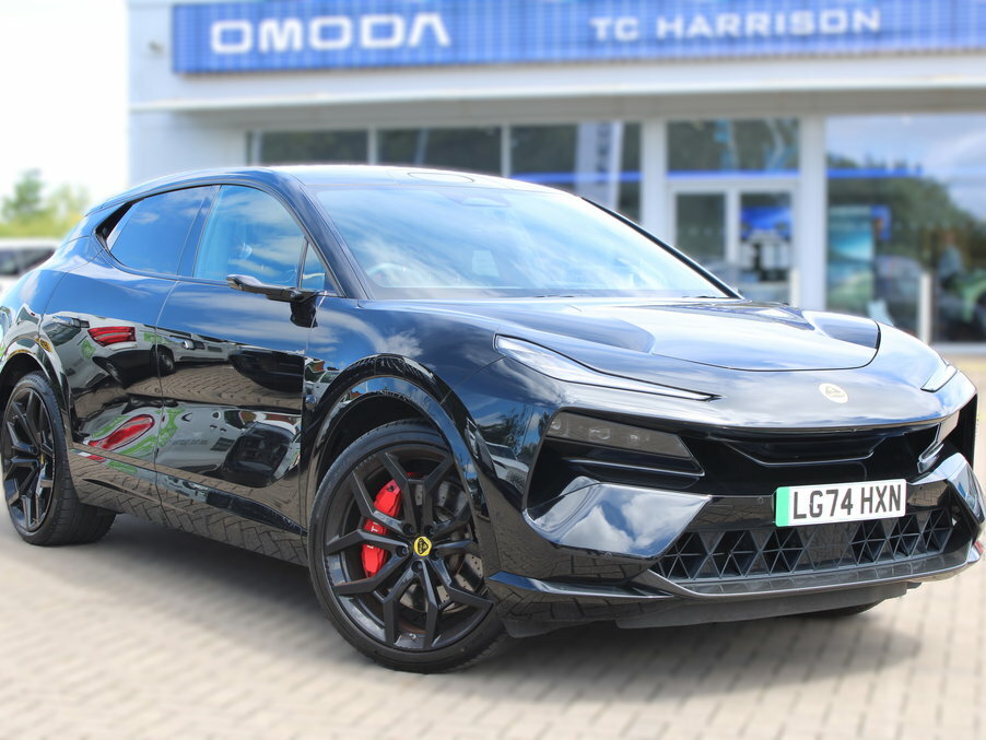 Lotus Eletre 675Kw R 112Kwh 4 Seat Black