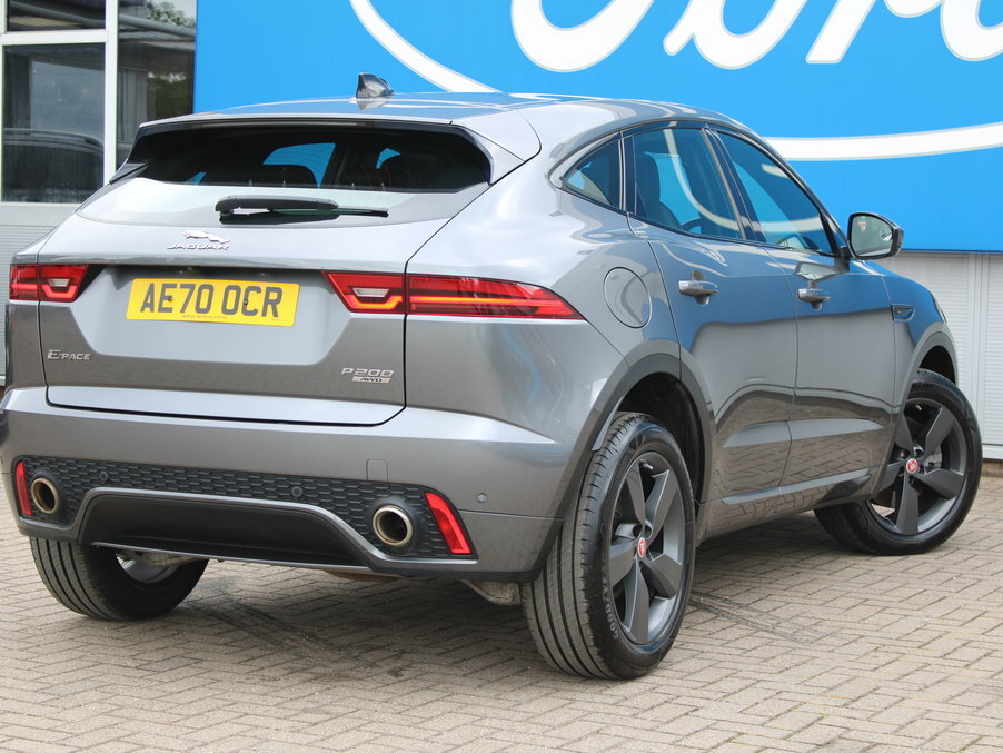 Jaguar E-Pace 2.0 200 Chequered Flag Edition AE70OCR Grey #6
