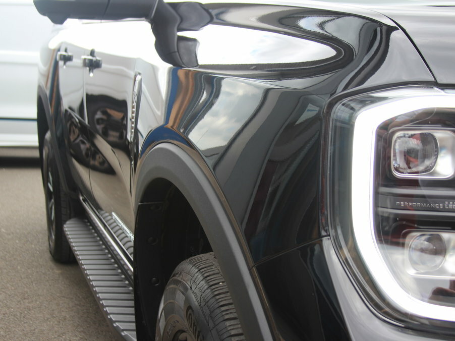 Ford Ranger Pick Up D Cab Stormtrak 2.3 Ecoboost Phev 281 Black #5