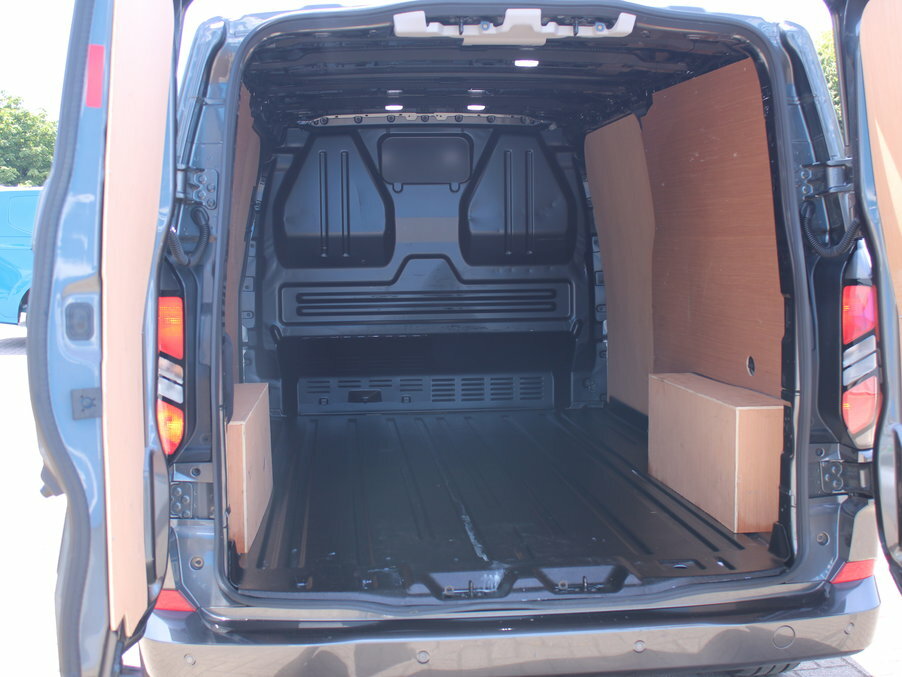 Ford Transit Custom Diesel White #14