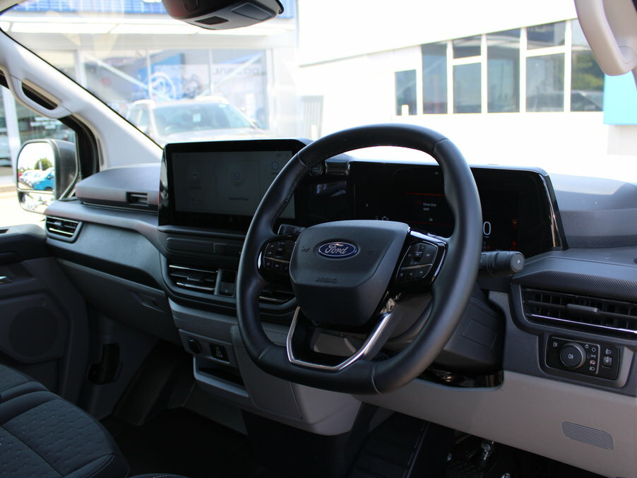 Ford Transit Custom Diesel White #17