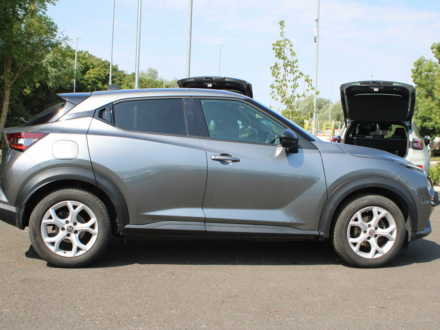 Nissan Juke 1.0 Dig-t N-connecta Dct Grey #4