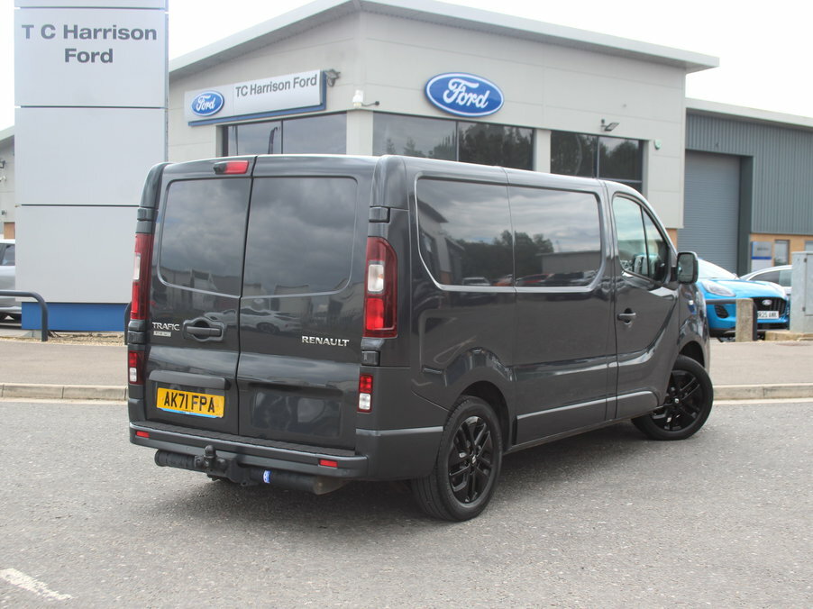 Renault Trafic Sl28 Energy Dci 145 Black Edition Van Grey #4