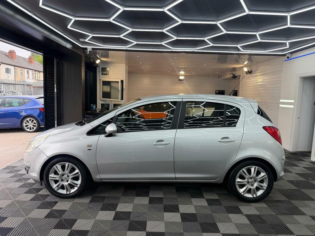 Vauxhall Corsa Hatchback 1.4I 16V Se Ac 201060 Silver #5