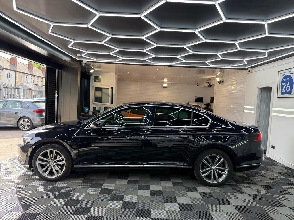 Volkswagen Passat Saloon 2.0 Tdi Gt Dsg Euro 6 Ss 201717 GD17GOA Black #5