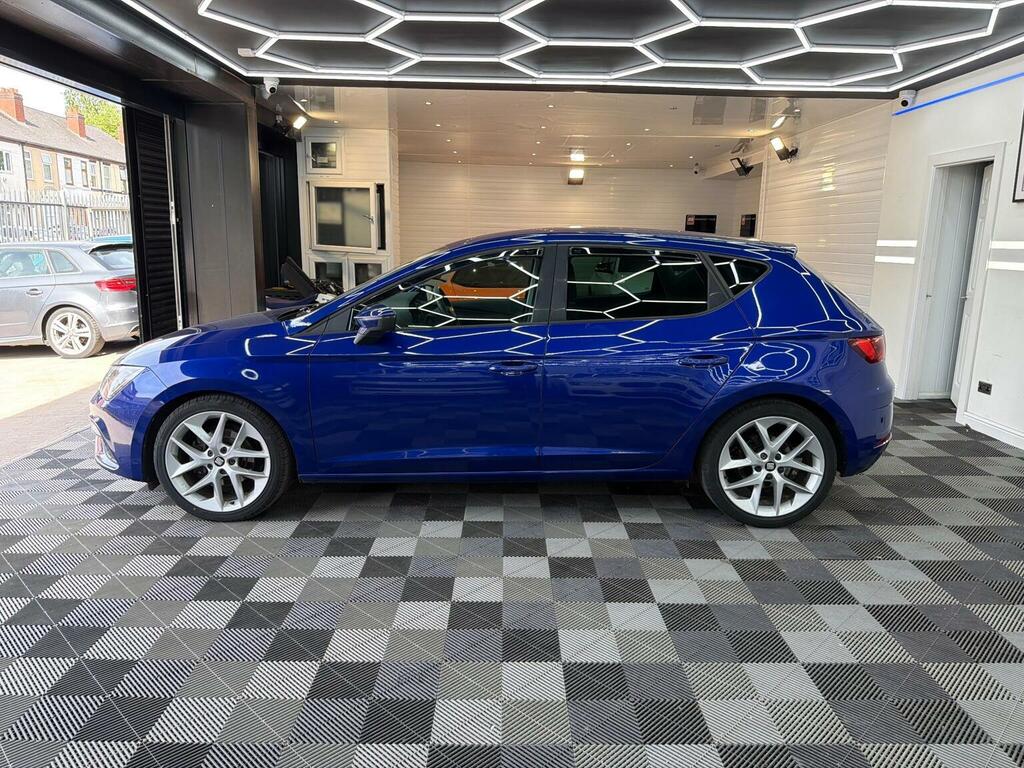Seat Leon Hatchback 1.4 Tsi Fr Technology Euro 6 Ss LV67UKX Blue #5