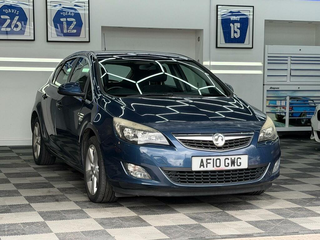 Vauxhall Astra Hatchback 1.4 16V Sri Euro 5 201010 Blue