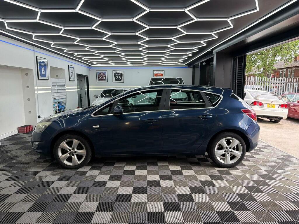 Vauxhall Astra Hatchback 1.4 16V Sri Euro 5 201010 AF10GWG Blue #6