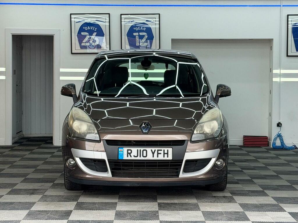 Renault Scenic Mpv 1.5 Dci Dynamique Tomtom Euro 4 201010 Brown #2