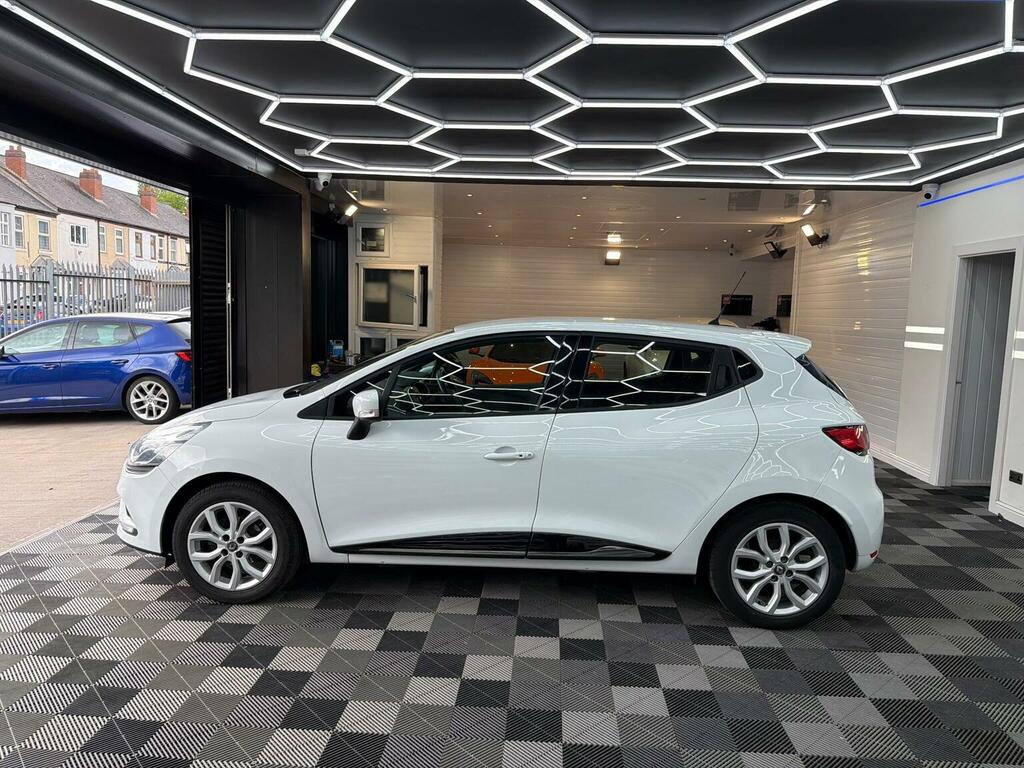 Renault Clio Hatchback 1.2 16V Dynamique Nav Euro 6 20171 SB17LXY White #5