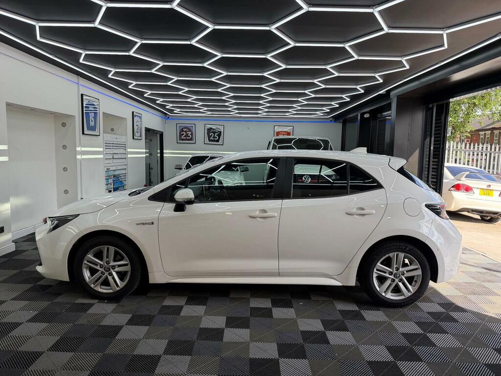 Toyota Corolla 1.8 Vvt-h Icon Tech Cvt Euro 6 Ss White #6