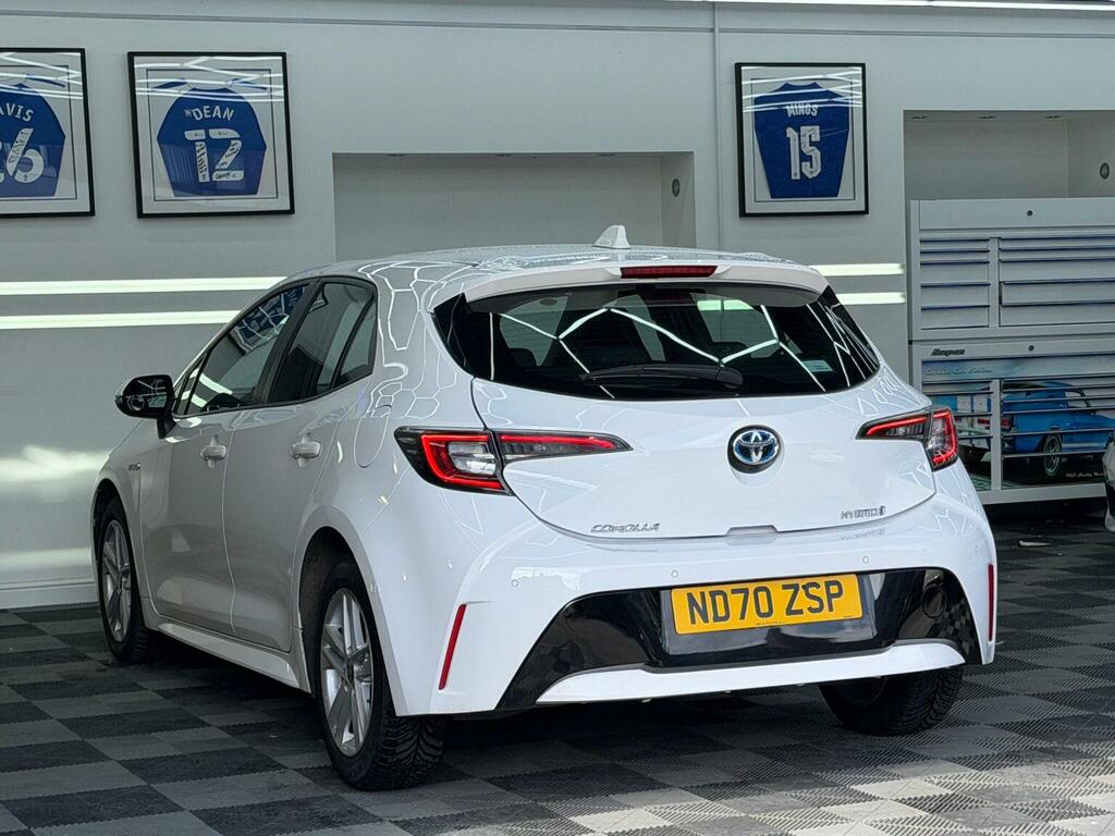 Toyota Corolla 1.8 Vvt-h Icon Tech Cvt Euro 6 Ss White #4