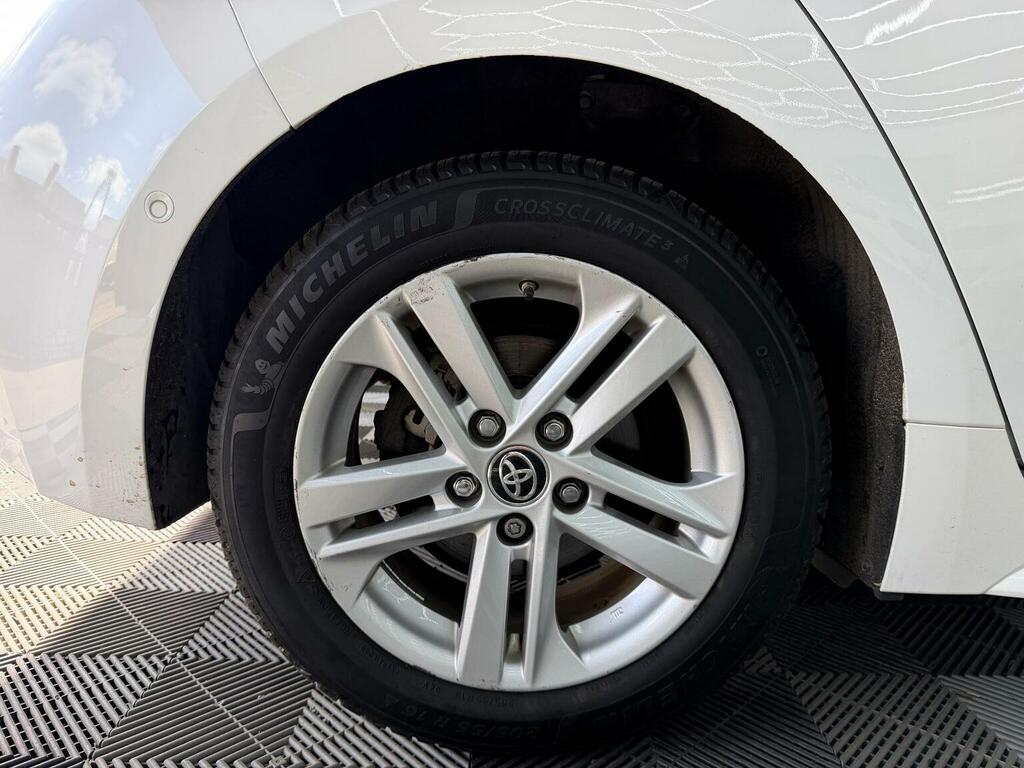 Toyota Corolla 1.8L Icon Tech Grey #28