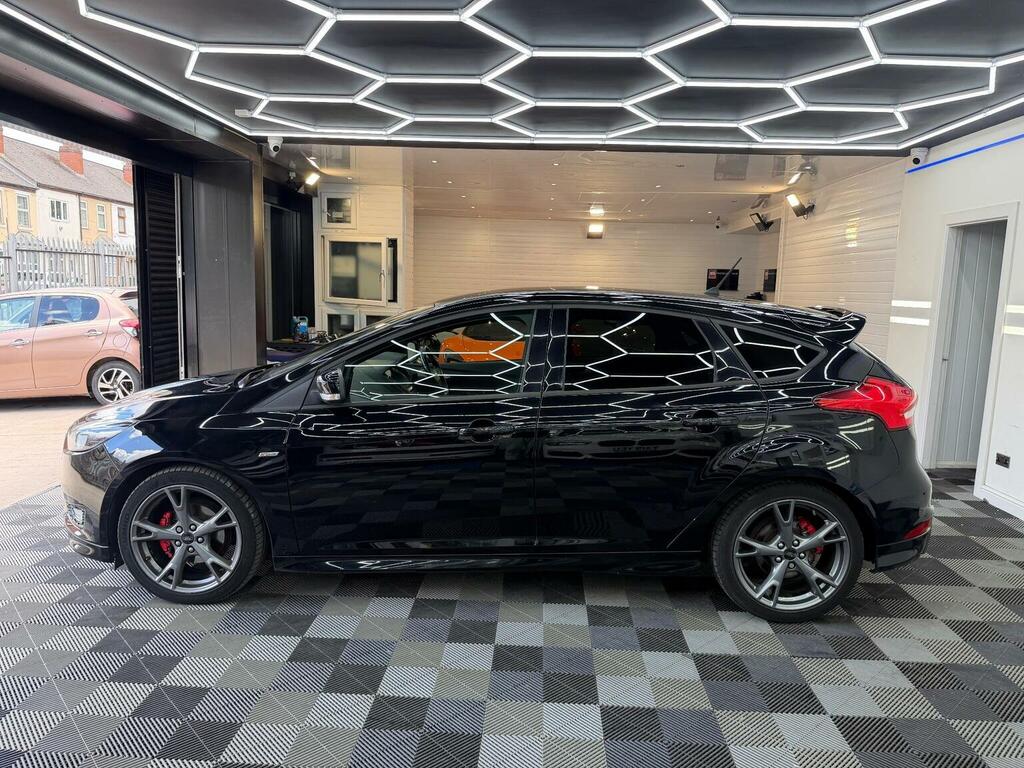 Ford Focus Hatchback 1.5 Tdci St-line X Euro 6 Ss 201 SJ18LKP Black #5