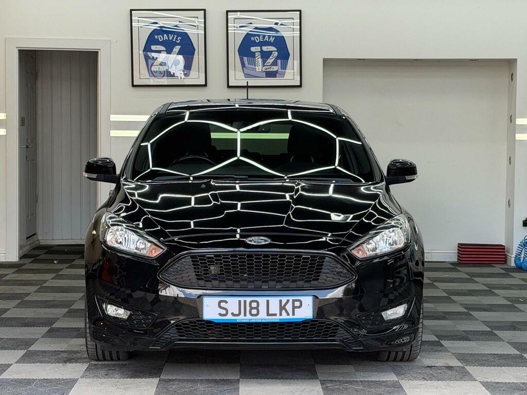 Ford Focus Hatchback 1.5 Tdci St-line X Euro 6 Ss 201 SJ18LKP Black #2