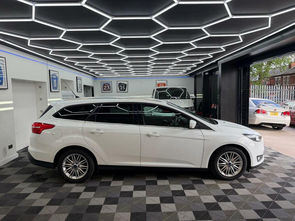 Ford Focus Estate 1.5 Tdci Zetec Edition Euro 6 Ss 20 SJ17OUG White #4